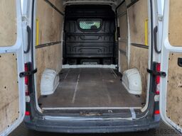 VW Crafter Kasten MR3640mm+Hoch 3,5t*R-Kam Klima