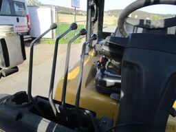 Yale GDP30VX - Triplex-Freihub 4,9m + ZINKENVERSTELLER