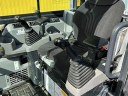 Komatsu PC35MR-5