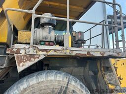 Komatsu HD405-7