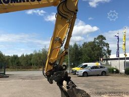 Komatsu PC210LCI-11