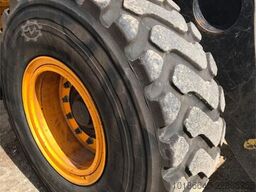 JCB 427ZXT4