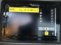 JCB 427ZXT4