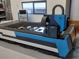 Wycinarka laserowa do stali SUDA FC 1530 Wycinarka laserowa do stali SUDA FC 1530