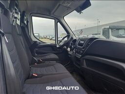 IVECO 35C15 - FURGONE CON SPONDA POSTERIORE CARICATRICE