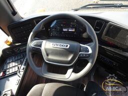 IVECO NEU Crossway 55 Sitze Luxuspolsterung