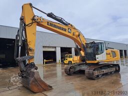 Liebherr R946