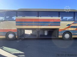 Mercedes-Benz Tourismo RHD