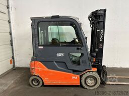 Toyota 8FBMT30 - TRIPLEX 5 m