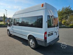 FORD Transit FT350 2,2 TDCI-7 Sitzer-Rampe-Rollstuhl
