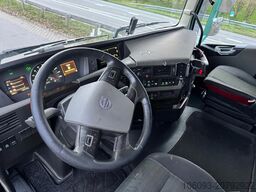 Volvo FH 460 Volumencombi met aanhanger