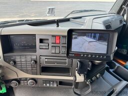 VOLVO FM 330 4x2 HMK Bilcon 12,600 L ADR Tanktruck