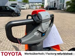 Toyota LPE 250 / Akku überh.!