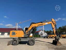 Liebherr A 920 Litronic