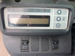 NISSAN UniCarriers DX 30 YG1D2A30Q