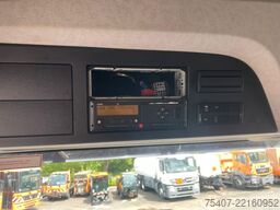 MERCEDES-BENZ Antos 3-Achser 2533 / Zoeller M24x2EC / Delta