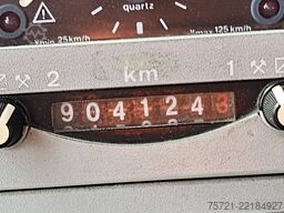 M.A.N. 26.403 F2000 6X4 MANUAL