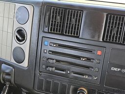 M.A.N. 26.403 F2000 6X4 MANUAL
