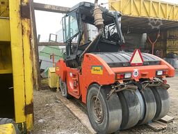 Hamm HD150TT PNEUMATIC 8 WHEEL COMgPACTOR (accident unit - for parts only)