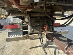 Volvo FH 16 6x4 timber truck w/ 1983 Briab grain trailer