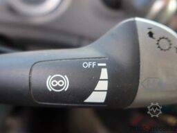 DAF CF 340 FAN 6X2 Bakwagen + Klep 2500 KG