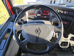 RENAULT D 240 11.9T AIRCO LIFT