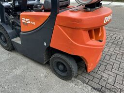 Doosan G25GP