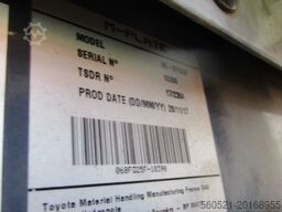 Toyota 06-8FG20F - GAS Triplex-FH 6,5m - Zinkenversteller