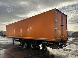 Krone / SOR Iberica -S3E / Carrier Vector 1550 / Kuhl...