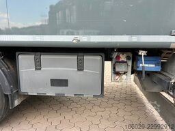 KRAKER CF-Z Schubboden 92m³ Sehr sauber