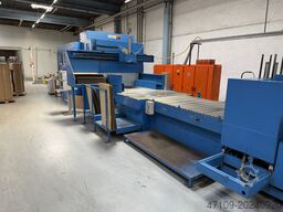 Martin 718