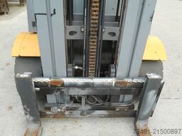 Jungheinrich DFG 425s Triplex 4,4m + SS + 4. Kreis