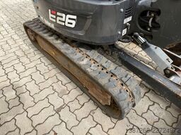 BOBCAT E26 / 2021 BJ / 2 x Löffel / 1.375 H