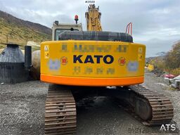 Kato HD 823 MR excavator w/ rototilt, sanding bucket, A
