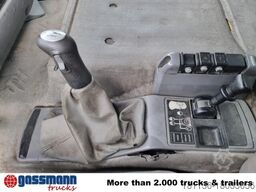 Renault Kerax 380.26 6x4, Bordmatik links