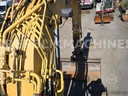 NEW HOLLAND KOBELCO E135SR-1E