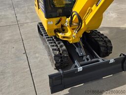 Komatsu PC17R-5
