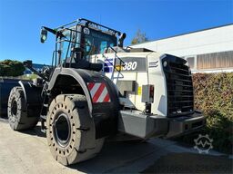 Komatsu WA380-8E0HL