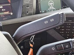 VOLVO FH 500 6X2 STEERED PTO+HYDR