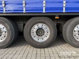 Schmitz Cargobull Curtainsider Standard Getränke