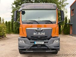 MAN 35.400 8x4 BB CH Betonmischer Liebherr 9 m³