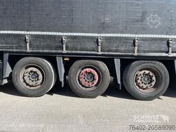Schmitz Cargobull Semitrailer Curtainsider Varios