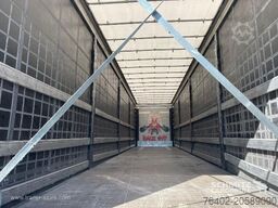 Schmitz Cargobull Semitrailer Curtainsider Varios