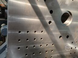 Sumitomo DEMAG IntElect 2  350/830-2200 mit Roboter-Sys