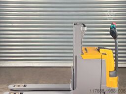 Jungheinrich Service Neu - 2,5m Hub - 2t