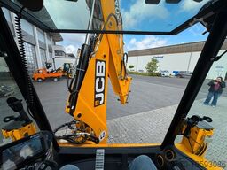 JCB 4CX Pro / Klappschaufel / Dual Drive / Neu