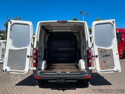 VOLKSWAGEN Crafter 35 KA/ L1H1/ AC/ 2xSchiebetür/ NAVI/ AHK