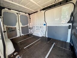 VOLKSWAGEN Crafter 35 KA/ L1H1/ AC/ 2xSchiebetür/ NAVI/ AHK