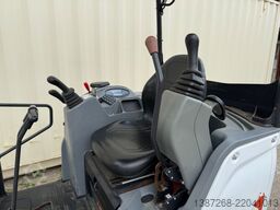 BOBCAT E17 / 2021 BJ / 445 Stunden / 2 x Löffel