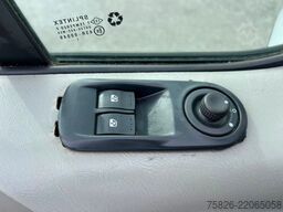 OPEL Vivaro Kasten*Klima*Tüv28/6*AHK*98tkm*